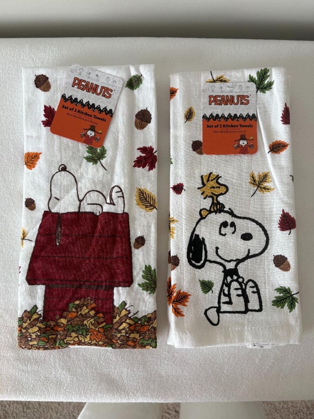 NWT - Peanuts Snoopy Happy Leaves Kitchen Towels - Set of 4